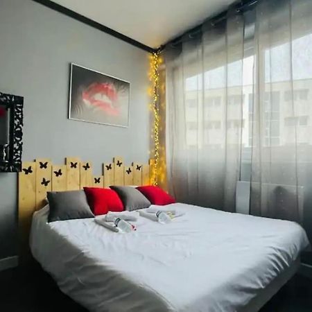 Orphelin Studio Avec Balneo Proche Centre Ville Ρενς Εξωτερικό φωτογραφία