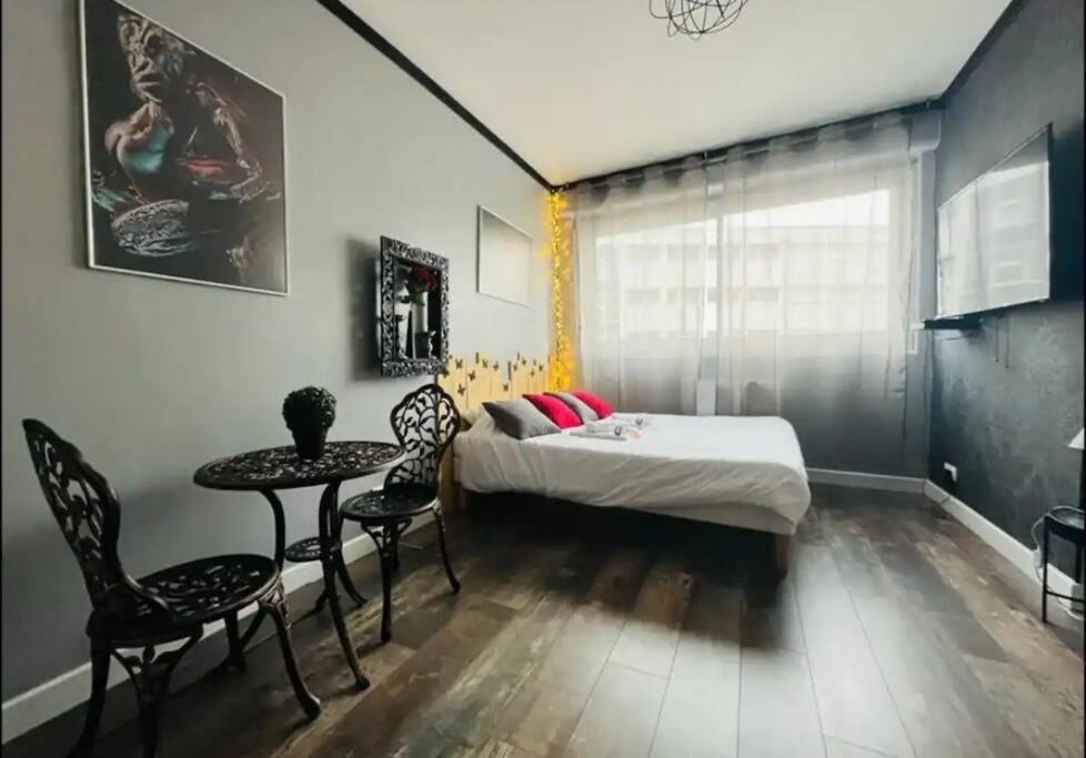 Orphelin Studio Avec Balneo Proche Centre Ville Ρενς Εξωτερικό φωτογραφία